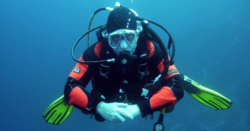 diver, scuba divers, dive-668777.jpg